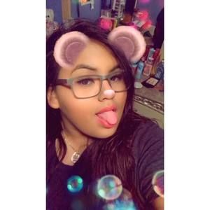 Meet your Posher, Dezirae